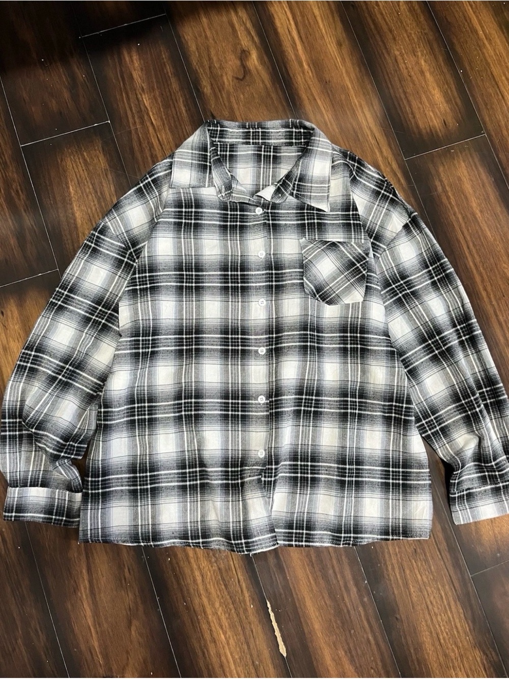 SHEIN Women's Large Oversized Black White Plaid Baggy Button
Up Shirt 371